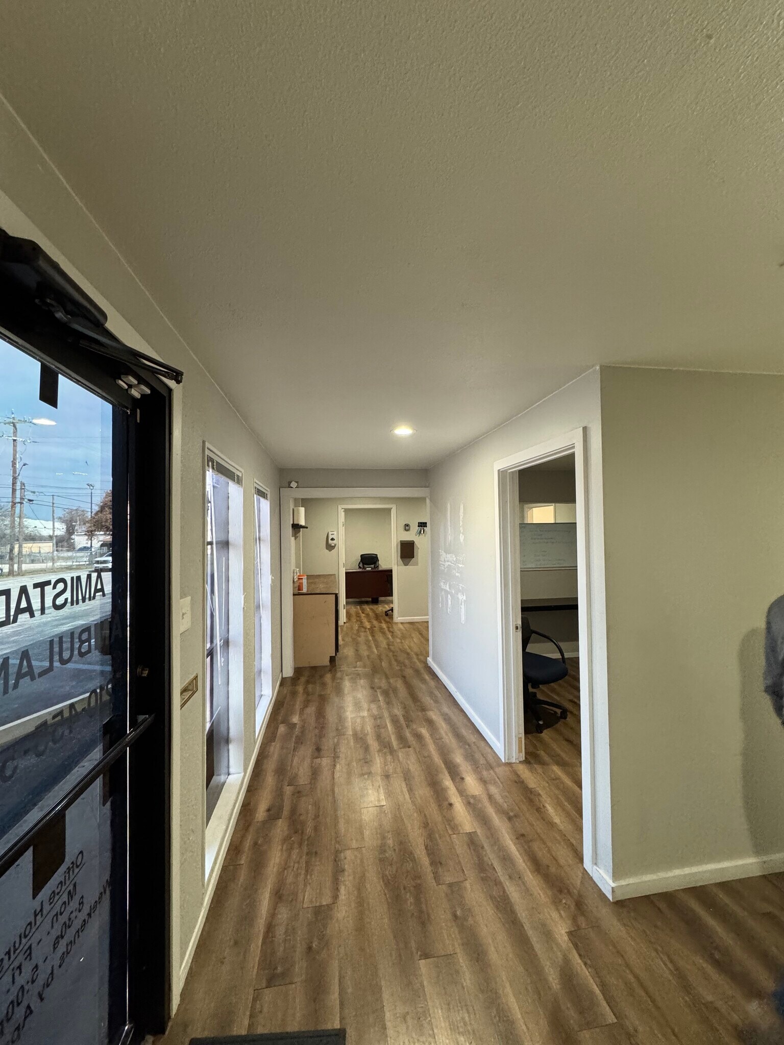 7038 Eckhert Rd, San Antonio, TX to rent Building Photo- Image 1 of 9