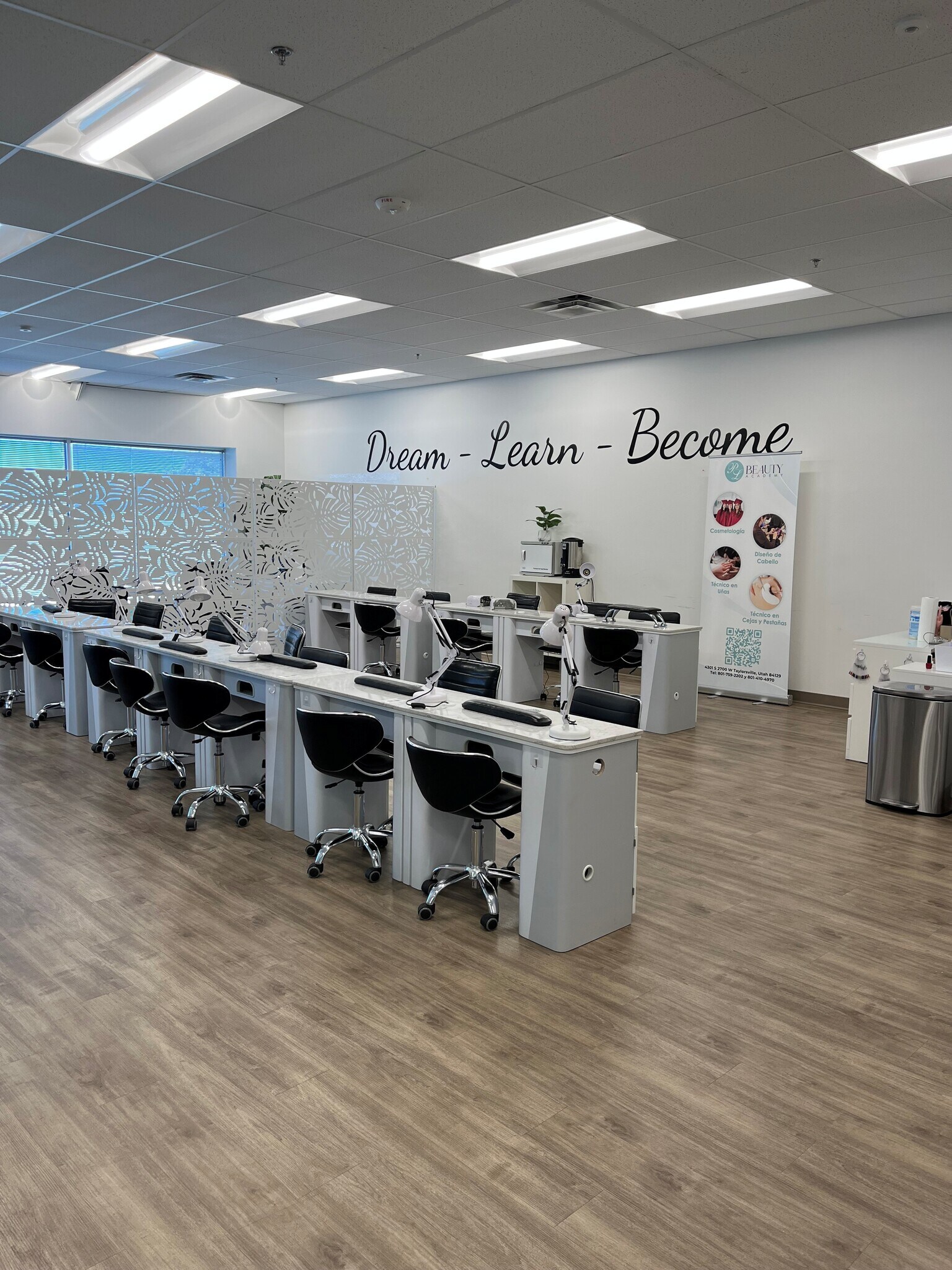 Interstate 215 at 2700 West, Salt Lake City, UT to rent Interior Photo- Image 1 of 20