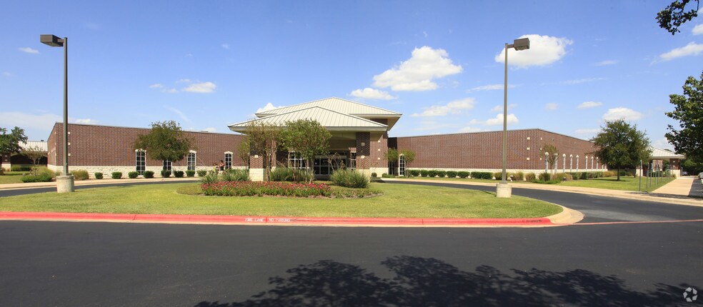 7200 Wyoming Springs Rd, Round Rock, TX for rent - Building Photo - Image 1 of 10