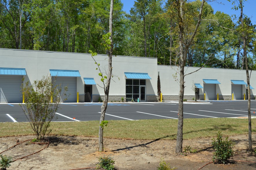 9481 Industrial Center Dr, Ladson, SC for sale - Building Photo - Image 1 of 1