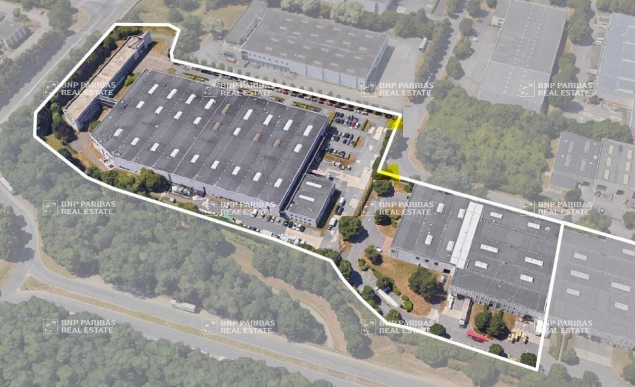 Light Industrial in Croissy-Beaubourg for sale Aerial- Image 1 of 2