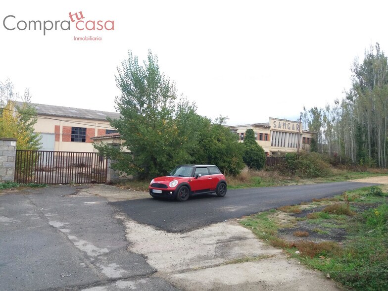 Industrial in Segovia, Segovia for sale - Primary Photo - Image 1 of 15