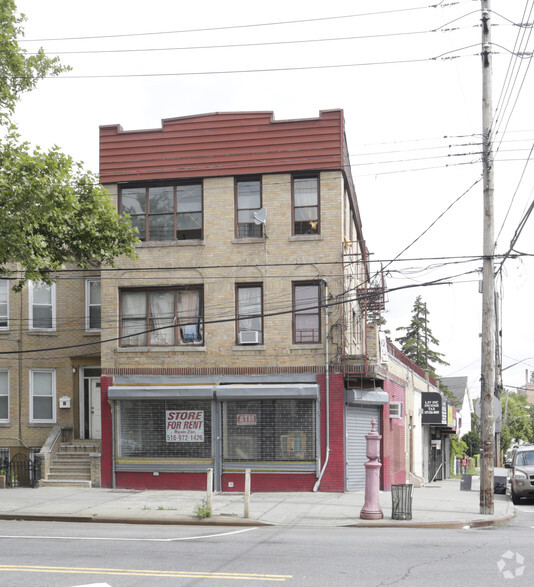 785 Burke Ave, Bronx, NY for sale - Primary Photo - Image 1 of 1