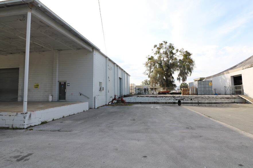 210 NW 13th St, Ocala, FL for rent - Building Photo - Image 3 of 3