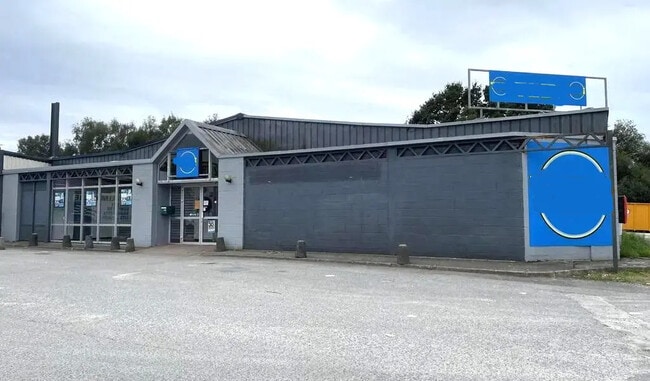 Location Commerce 848 m²