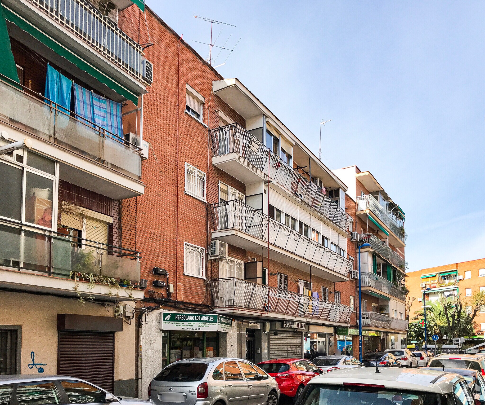 Calle Nuestra Señora de los Ángeles, 3, Leganés, Madrid to rent Primary Photo- Image 1 of 2
