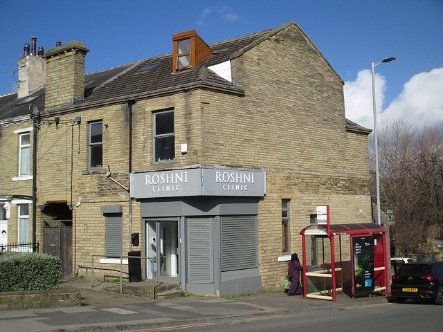 2-4 Victor Ter, Bradford to rent - Building Photo - Image 1 of 2