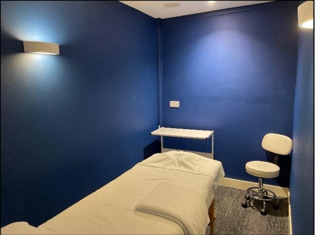 65 Castle, New Cumnock for sale - Interior Photo - Image 2 of 7