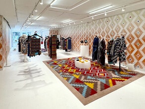 325 Canal St, New York, NY to rent Interior Photo- Image 1 of 2