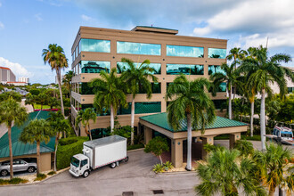 5551 Ridgewood Dr, Naples, FL for sale Building Photo- Image 1 of 1