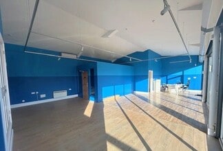 Clay Ln, Guildford to rent Interior Photo- Image 2 of 2