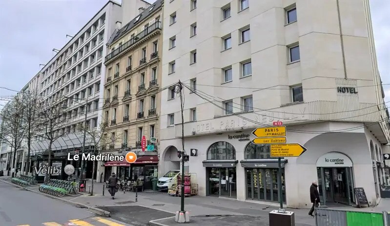Office in Neuilly-sur-Seine to rent - Building Photo - Image 1 of 5