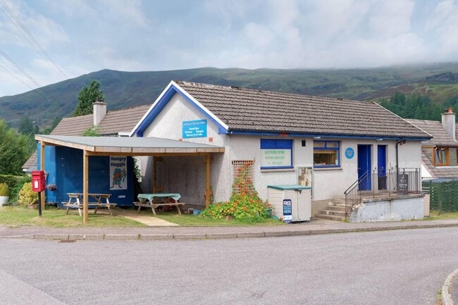 More details for 19 Glenview, Dalmally - Retail for Sale