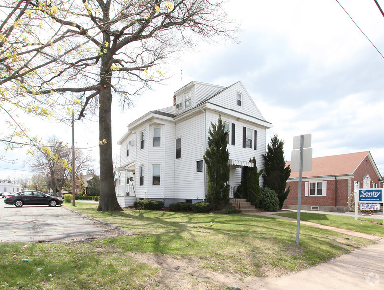 29 Connecticut Blvd, East Hartford, CT for sale - Primary Photo - Image 1 of 1