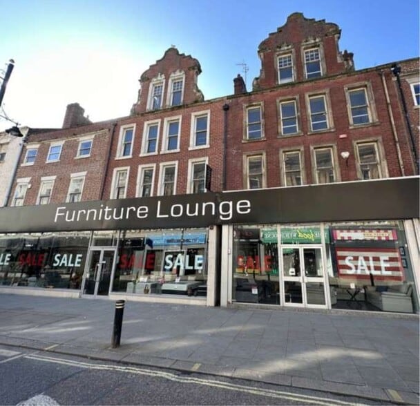 61 – 63 Fawcett Street portfolio of 2 properties for sale on LoopNet.co.uk - Building Photo - Image 2 of 13