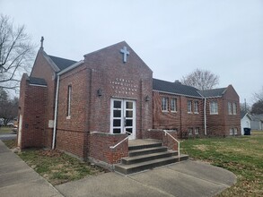 2331 Poplar St, Terre Haute, IN for rent Primary Photo- Image 1 of 9