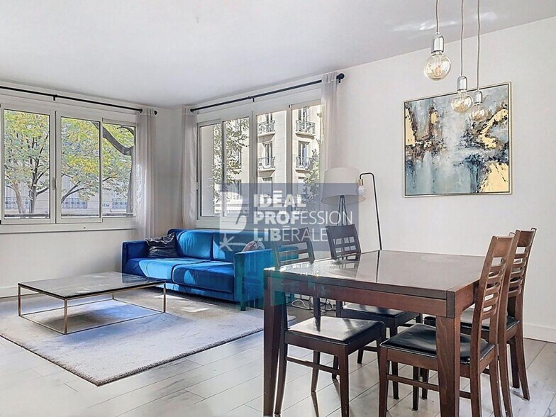 Build-to-Rent in Paris for sale - Building Photo - Image 1 of 7