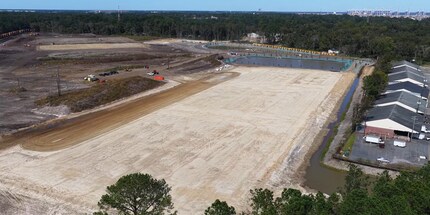 1 Portview Drive, Garden City, GA to rent Interior Photo- Image 2 of 2