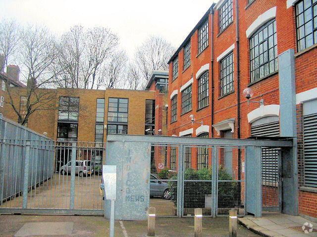 Carysfort Rd, London to rent - Primary Photo - Image 1 of 5