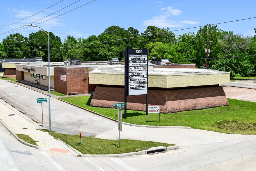 8300 Homestead Rd, Houston, TX for sale - Building Photo - Image 2 of 46