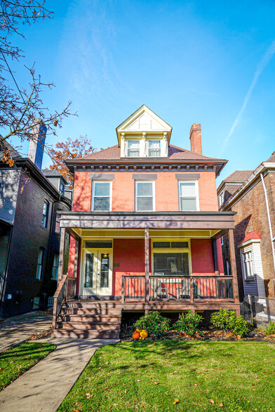 1129 N Euclid Ave, Pittsburgh, PA for sale - Primary Photo - Image 1 of 1