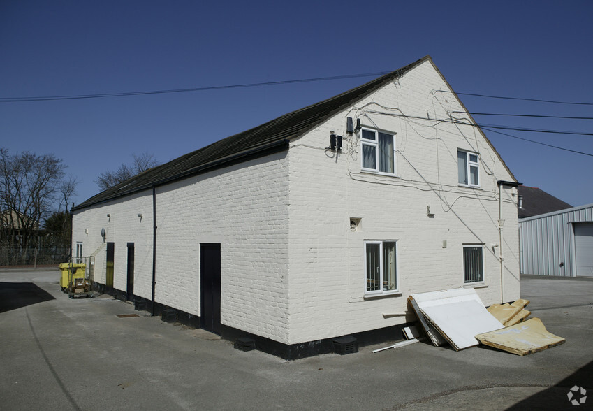 Vale Rd, Rhyl for rent - Building Photo - Image 3 of 5