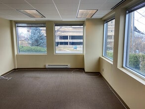 400 E Joppa Rd, Towson, MD to rent Interior Photo- Image 2 of 8