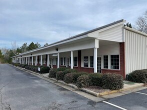 3014 Gray Hwy, Macon-Bibb, GA for rent Building Photo- Image 1 of 9