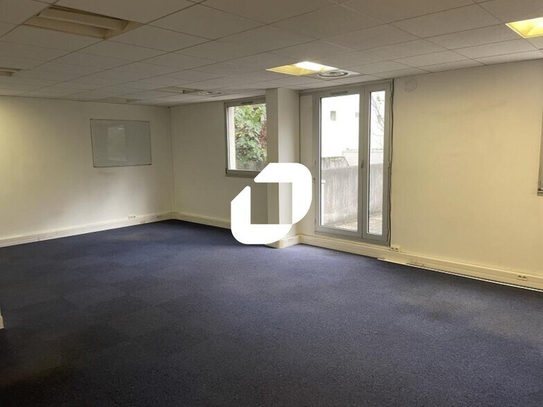 Office in Boulogne-Billancourt to rent - Building Photo - Image 3 of 35