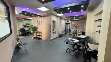 131-133 High St, Gillingham to rent Interior Photo- Image 1 of 6