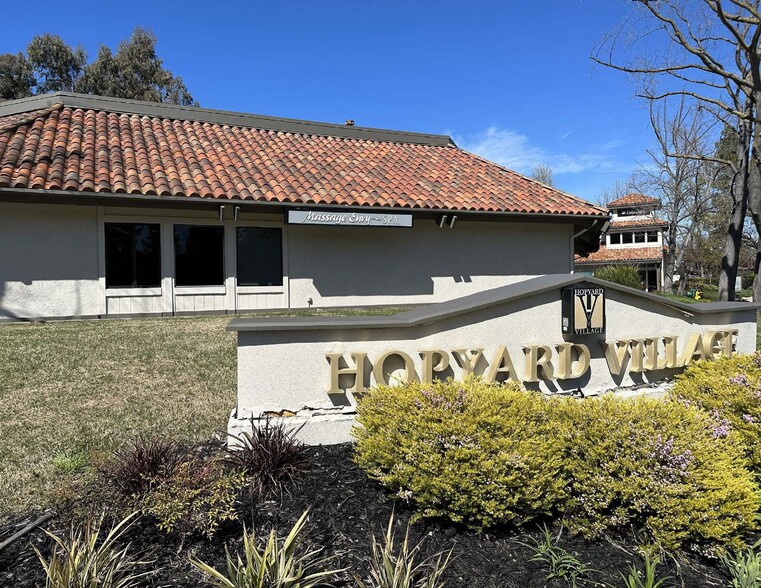 3059 Hopyard Rd, Pleasanton, CA for rent - Building Photo - Image 1 of 5