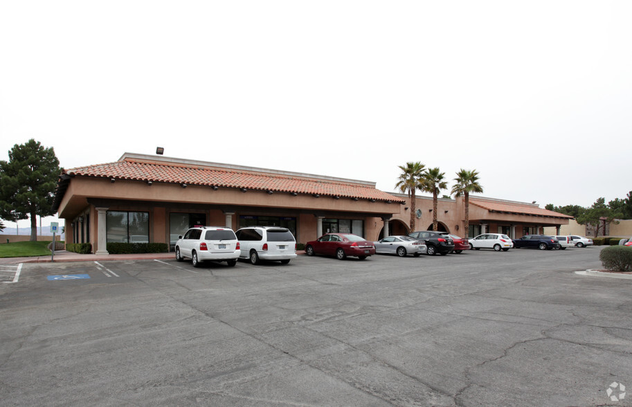 6330 S Eastern Ave, Las Vegas, NV for rent - Primary Photo - Image 1 of 5