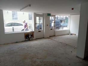 49 High St, Holywell to rent Interior Photo- Image 1 of 2