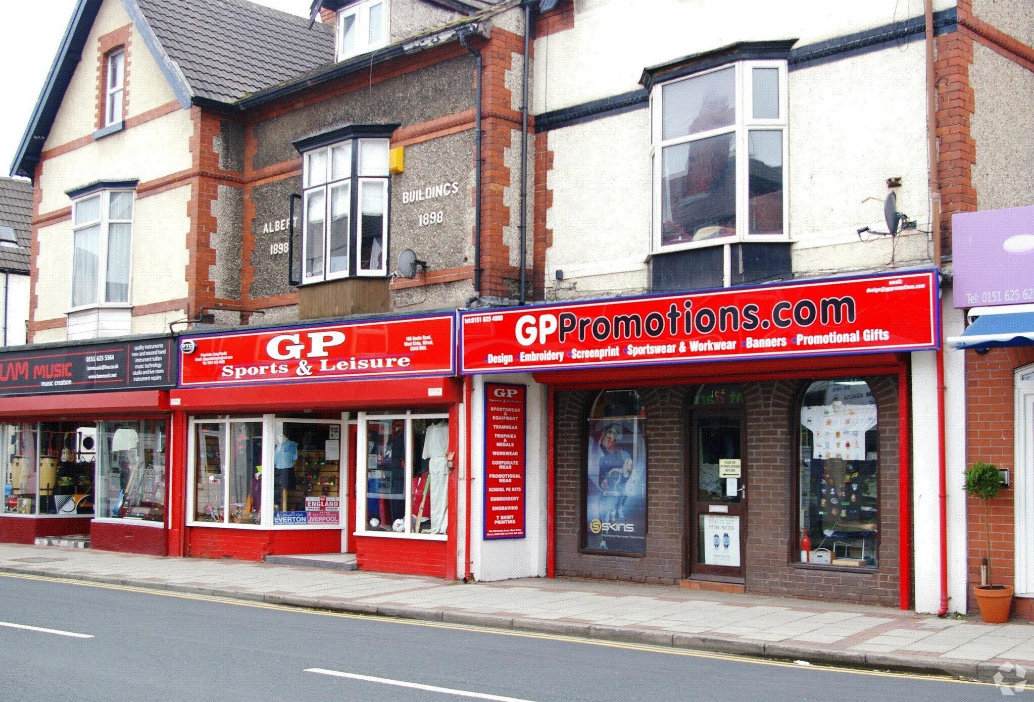 164-166 Banks Rd, Wirral for sale Primary Photo- Image 1 of 1