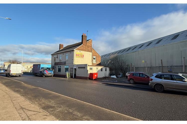 112 Spring Rd, Wolverhampton for sale - Building Photo - Image 2 of 5