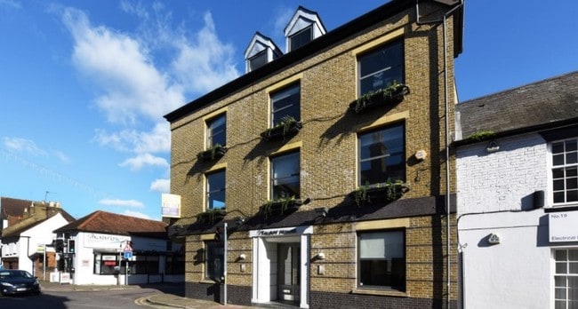 More details for 17 Church St, Rickmansworth - Office to Rent