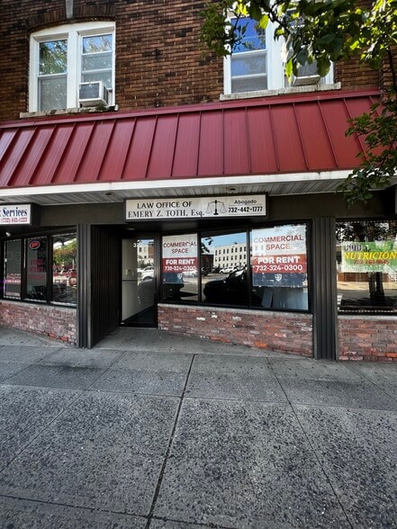 321-335 Maple St, Perth Amboy, NJ to rent - Building Photo - Image 2 of 8