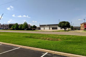 8020 NW Expressway St, Oklahoma City, OK for sale Building Photo- Image 1 of 1