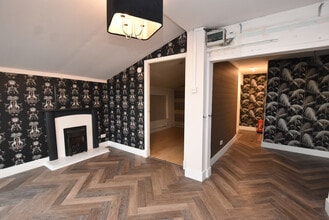 2 Main St, Falkirk to rent Interior Photo- Image 2 of 3