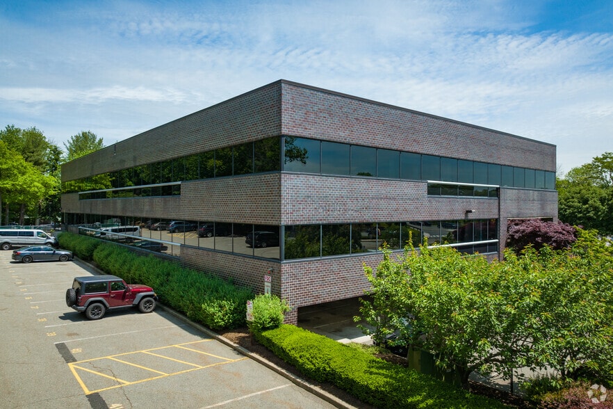 300 Littleton Rd, Parsippany, NJ to rent - Building Photo - Image 1 of 8