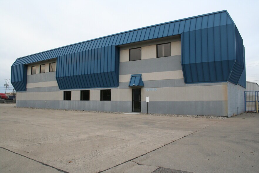 38750-38862 Ford Rd, Westland, MI for sale - Building Photo - Image 1 of 1