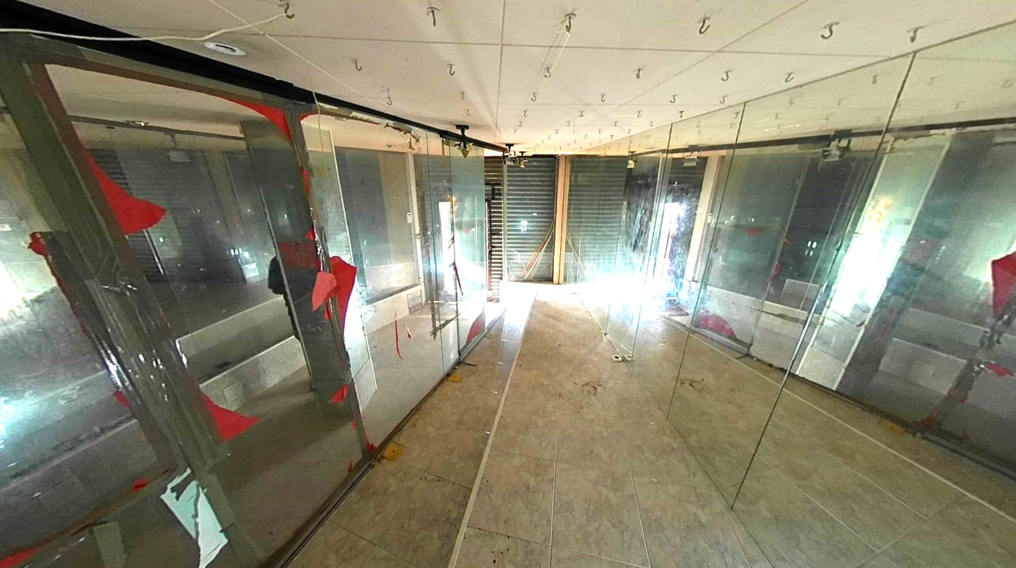 Mataró, BAR 08303 - Unit 3-4-5 -  - Interior Photo - Image 1 of 18