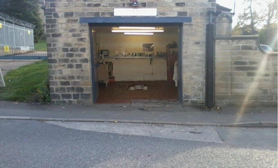 Varley St, Pudsey to rent Primary Photo- Image 1 of 2