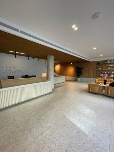 113 Avenue De Verdun, Issy-les-Moulineaux to rent - Building Photo - Image 3 of 11