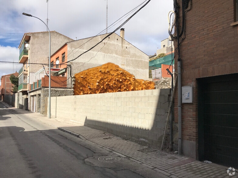 Calle Capitán Méndez Vigo, Ávila, Ávila for sale - Building Photo - Image 2 of 3