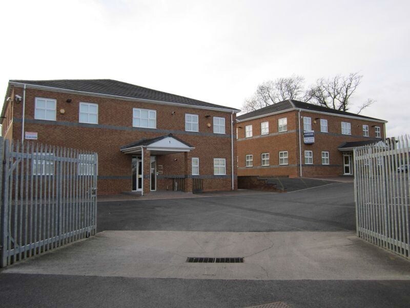 2 Trinity Ct, Darlington for sale Primary Photo- Image 1 of 1