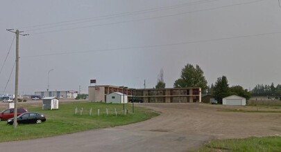 5401 51 St, Two Hills, AB for sale Primary Photo- Image 1 of 1