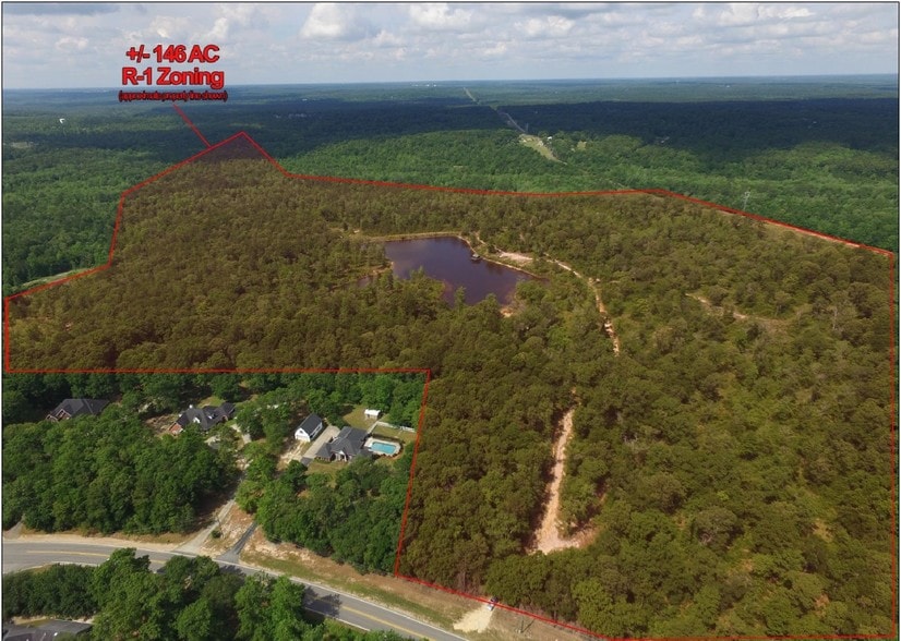 00 Celeste Rd, Saraland, AL 36571 UK