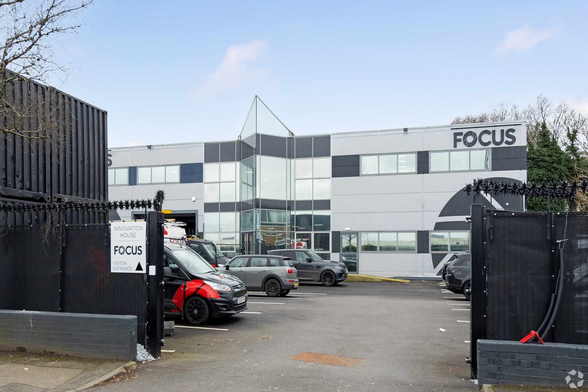 39 Mark Rd, Hemel Hempstead for sale Primary Photo- Image 1 of 1