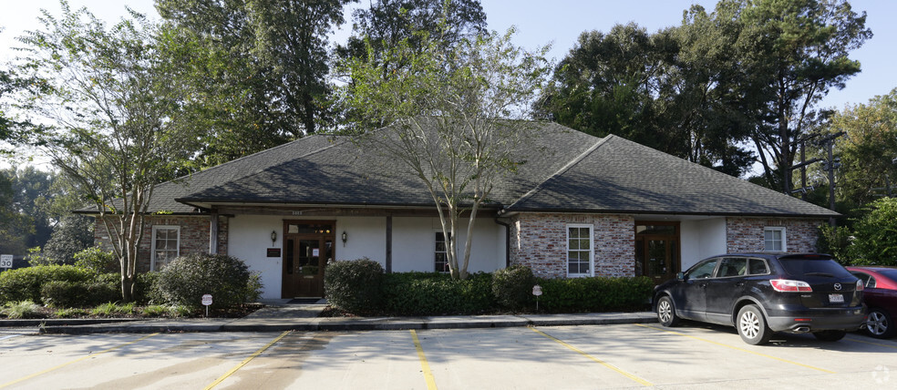 8888 Jefferson Hwy, Baton Rouge, LA for rent - Building Photo - Image 2 of 2